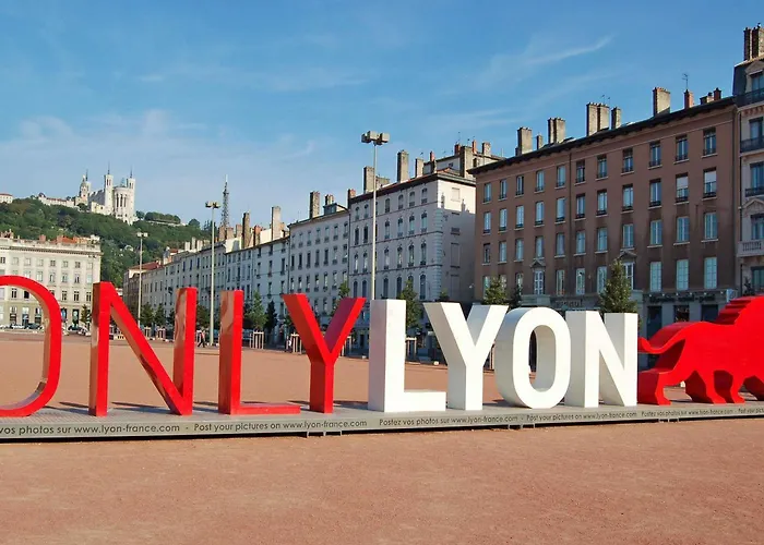 ibis Lyon Gerland Musée des Confluences